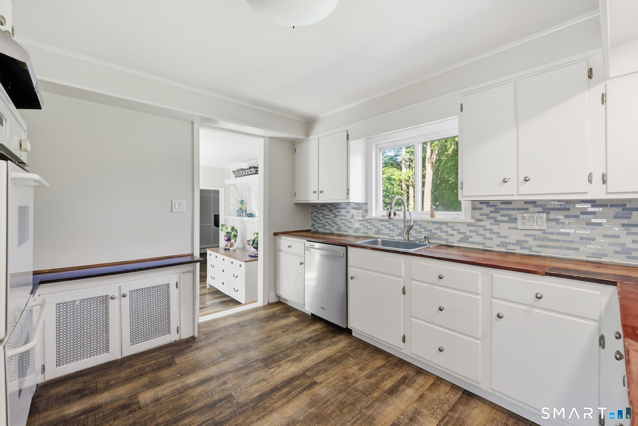 238 Sylvan Valley Road Orange CT 06477