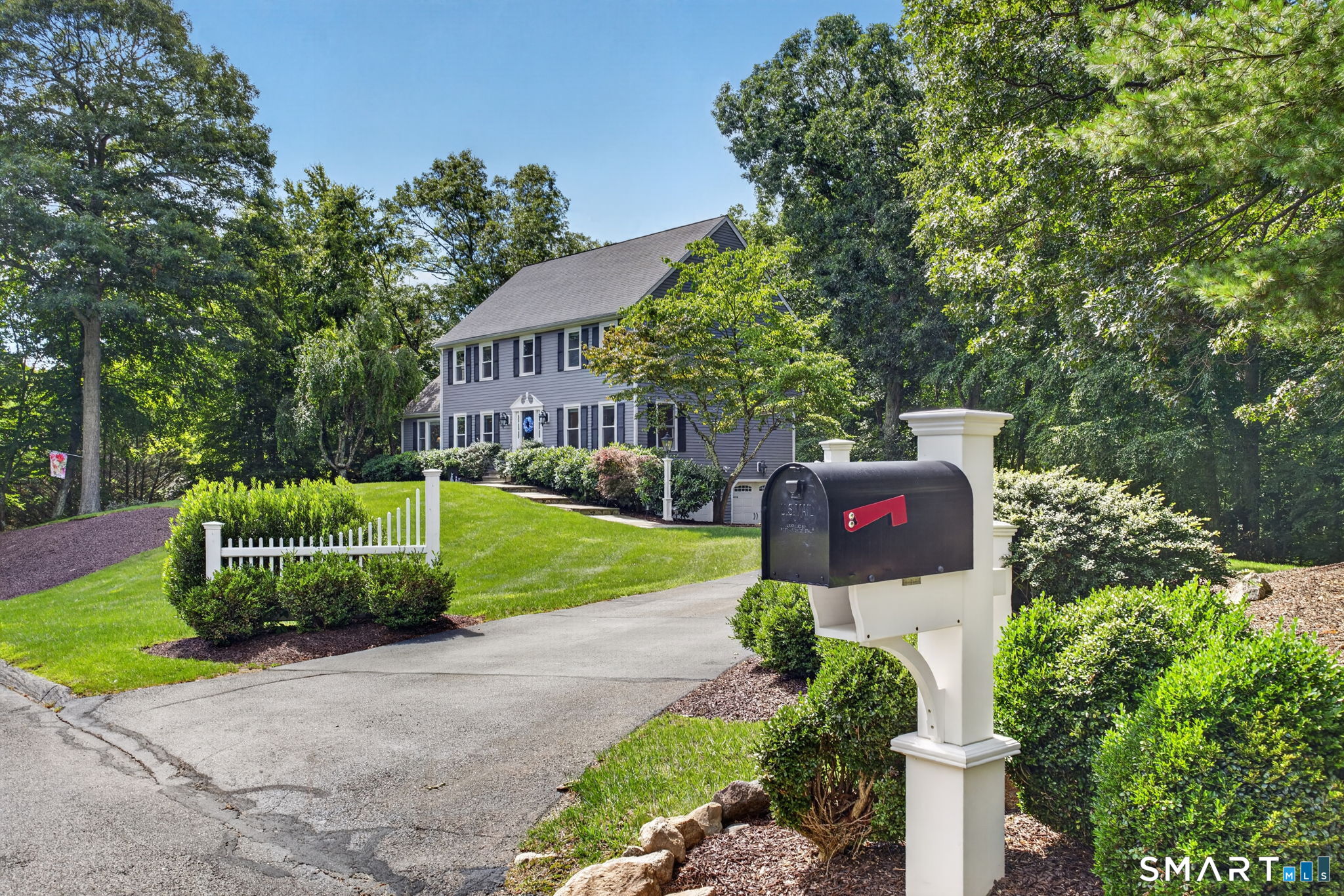 3 Beagle Trail Newtown CT 06482