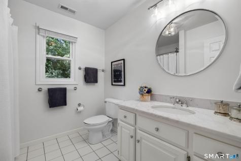3 Beagle Trail Newtown CT 06482