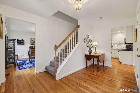 3 Beagle Trail Newtown CT 06482