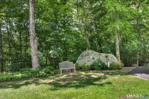 3 Beagle Trail Newtown CT 06482