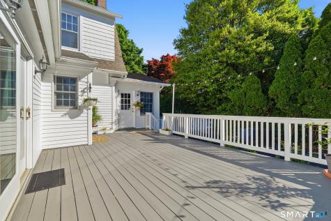 313 Old Post Road Fairfield CT 06824