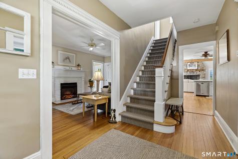 313 Old Post Road Fairfield CT 06824