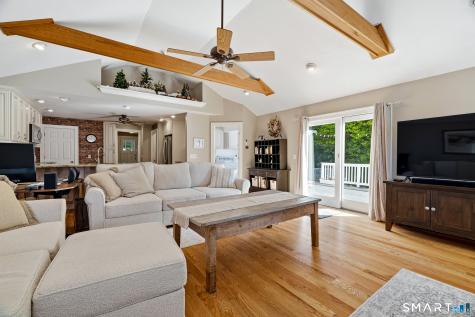 313 Old Post Road Fairfield CT 06824