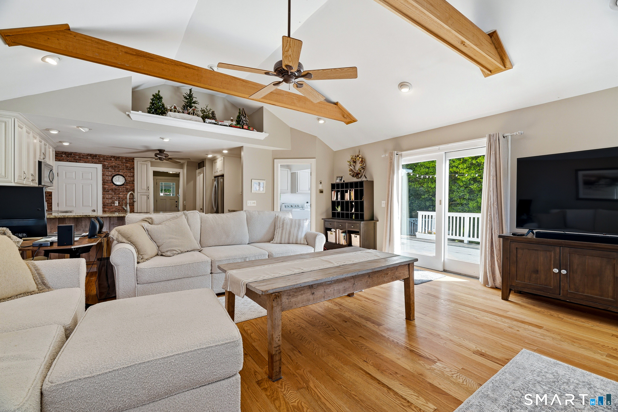 313 Old Post Road Fairfield CT 06824