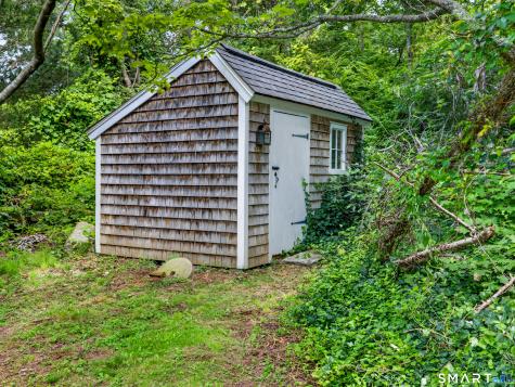 25 Gurley Road East Lyme CT 06333