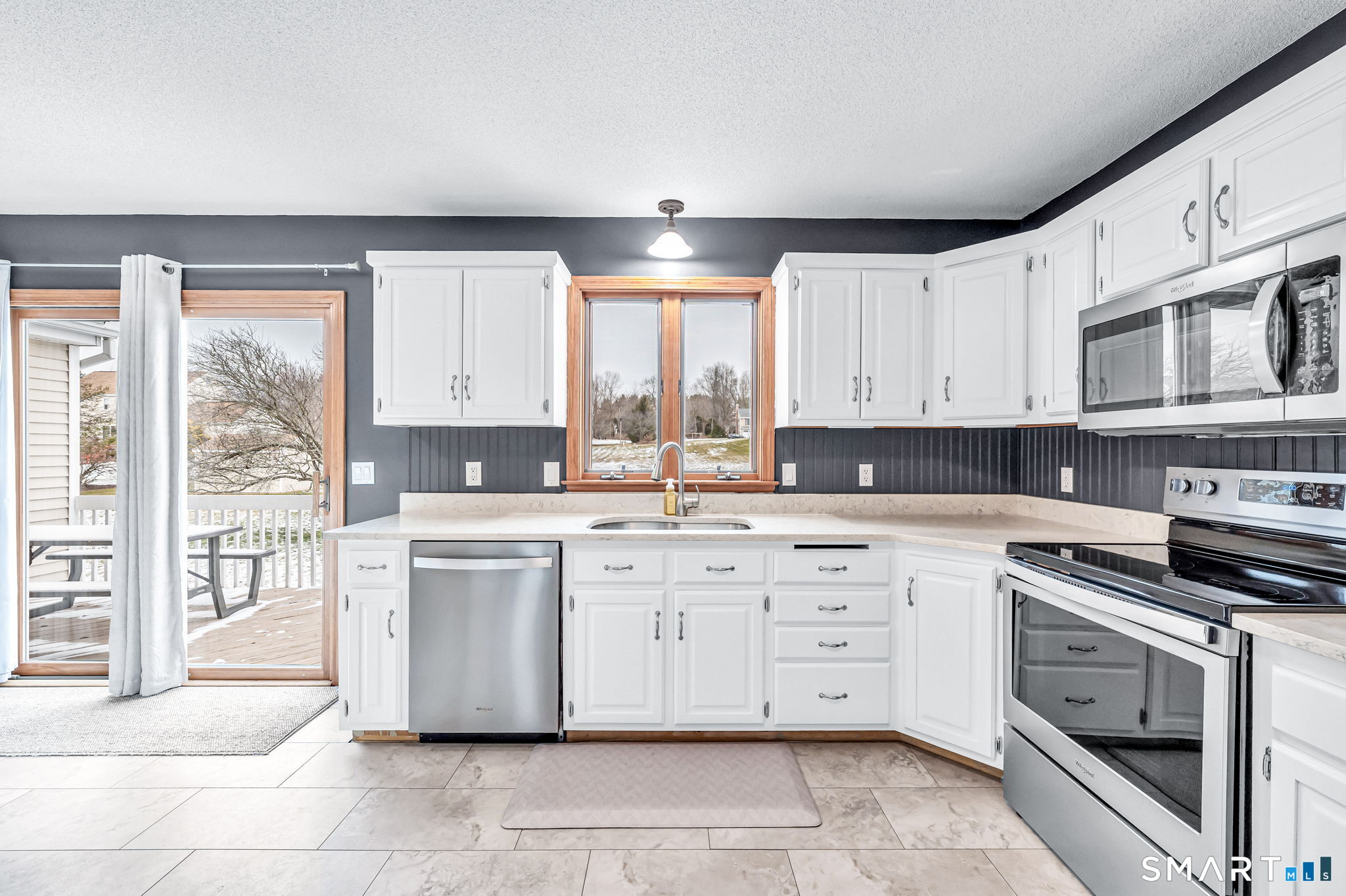 9 Old Country Lane Ellington CT 06029