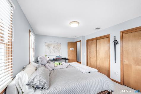 9 Old Country Lane Ellington CT 06029