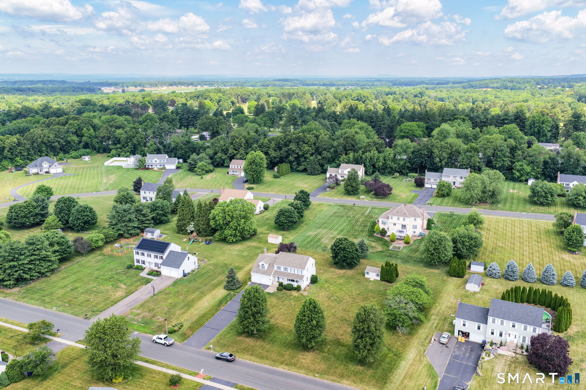 9 Old Country Lane Ellington CT 06029