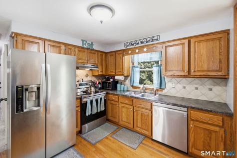 87 Abbey Lane Windsor CT 06095
