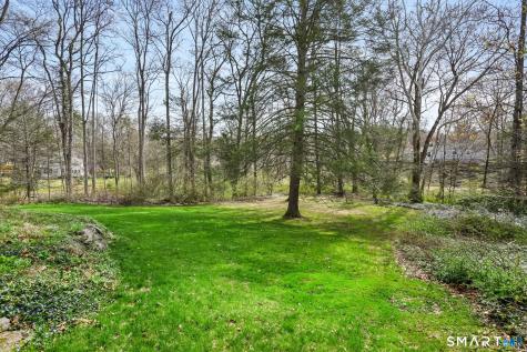 42 Sport Hill Parkway Easton CT 06612