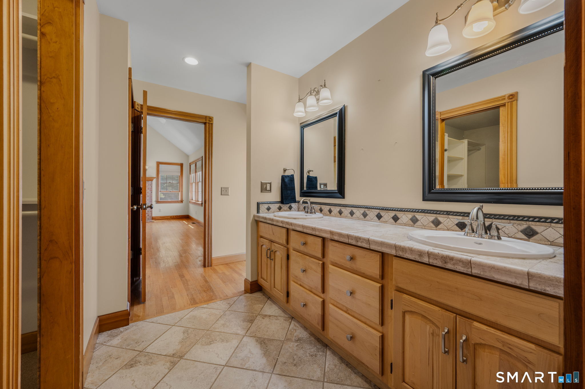 50 Emerald Glen Lane Salem CT 06420