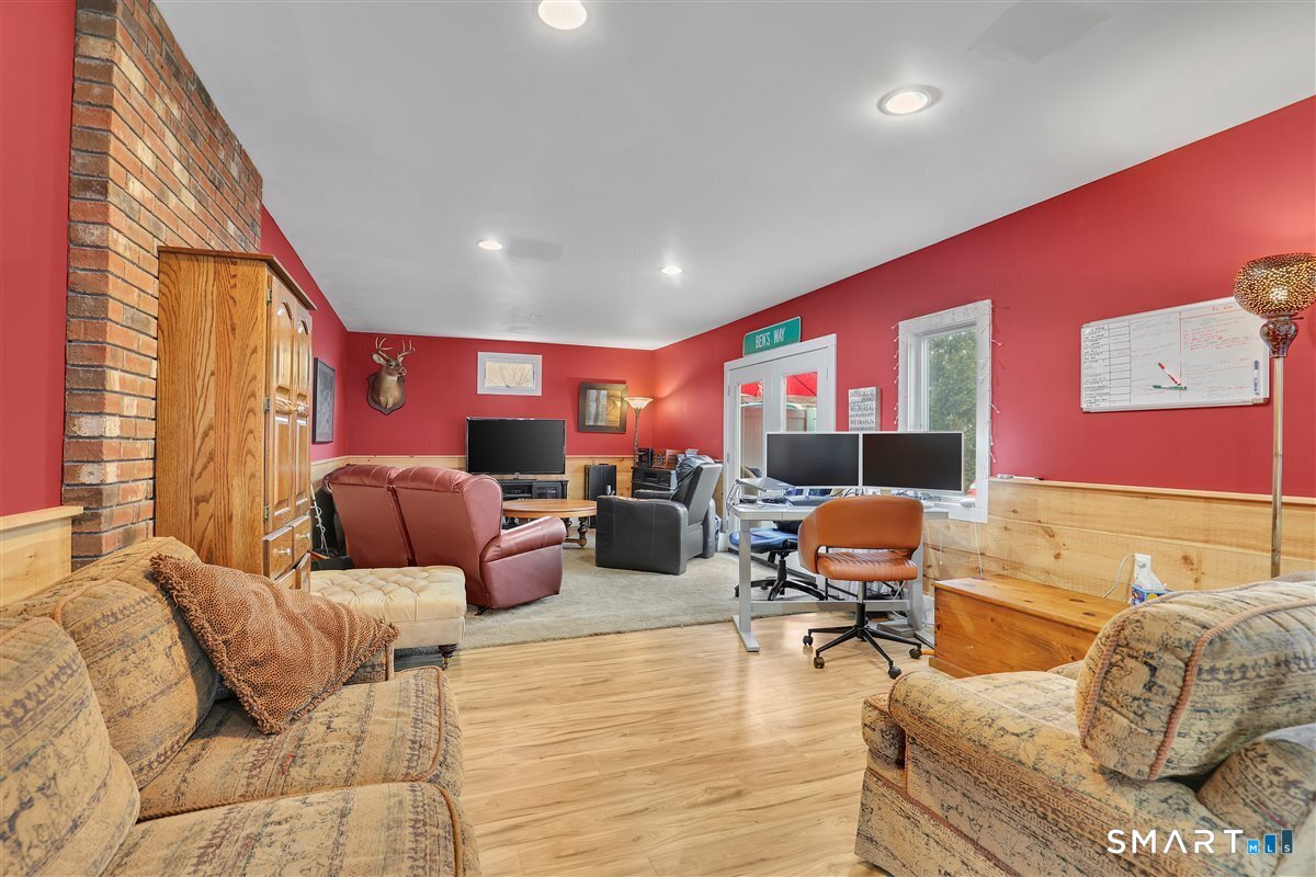 112 Main Street Essex CT 06409