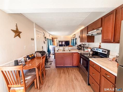 16 Conrad Park Killingly CT 06241