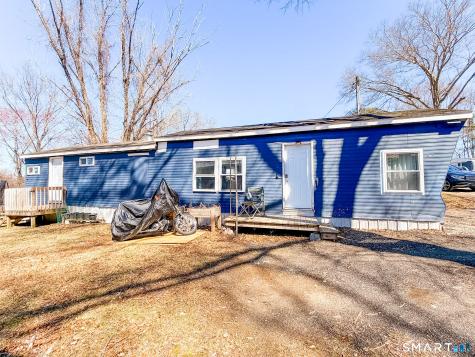 16 Conrad Park Killingly CT 06241