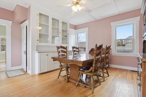 541 Montauk Avenue New London CT 06320