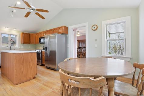 541 Montauk Avenue New London CT 06320