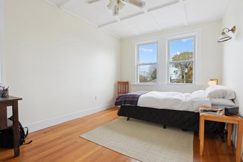 541 Montauk Avenue New London CT 06320