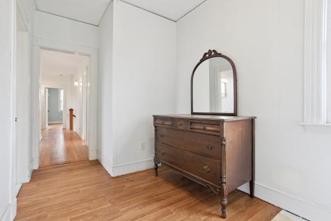 541 Montauk Avenue New London CT 06320