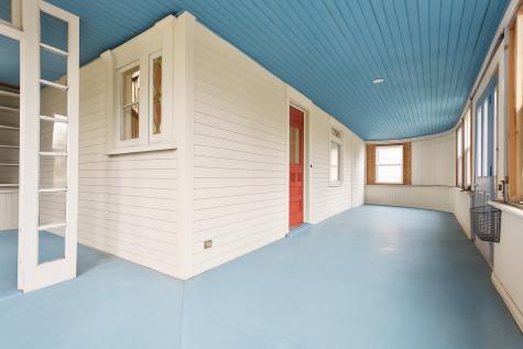 541 Montauk Avenue New London CT 06320