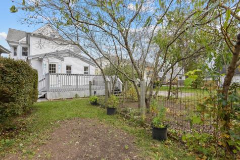 541 Montauk Avenue New London CT 06320