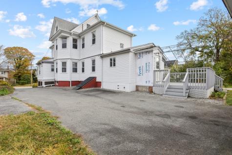 541 Montauk Avenue New London CT 06320