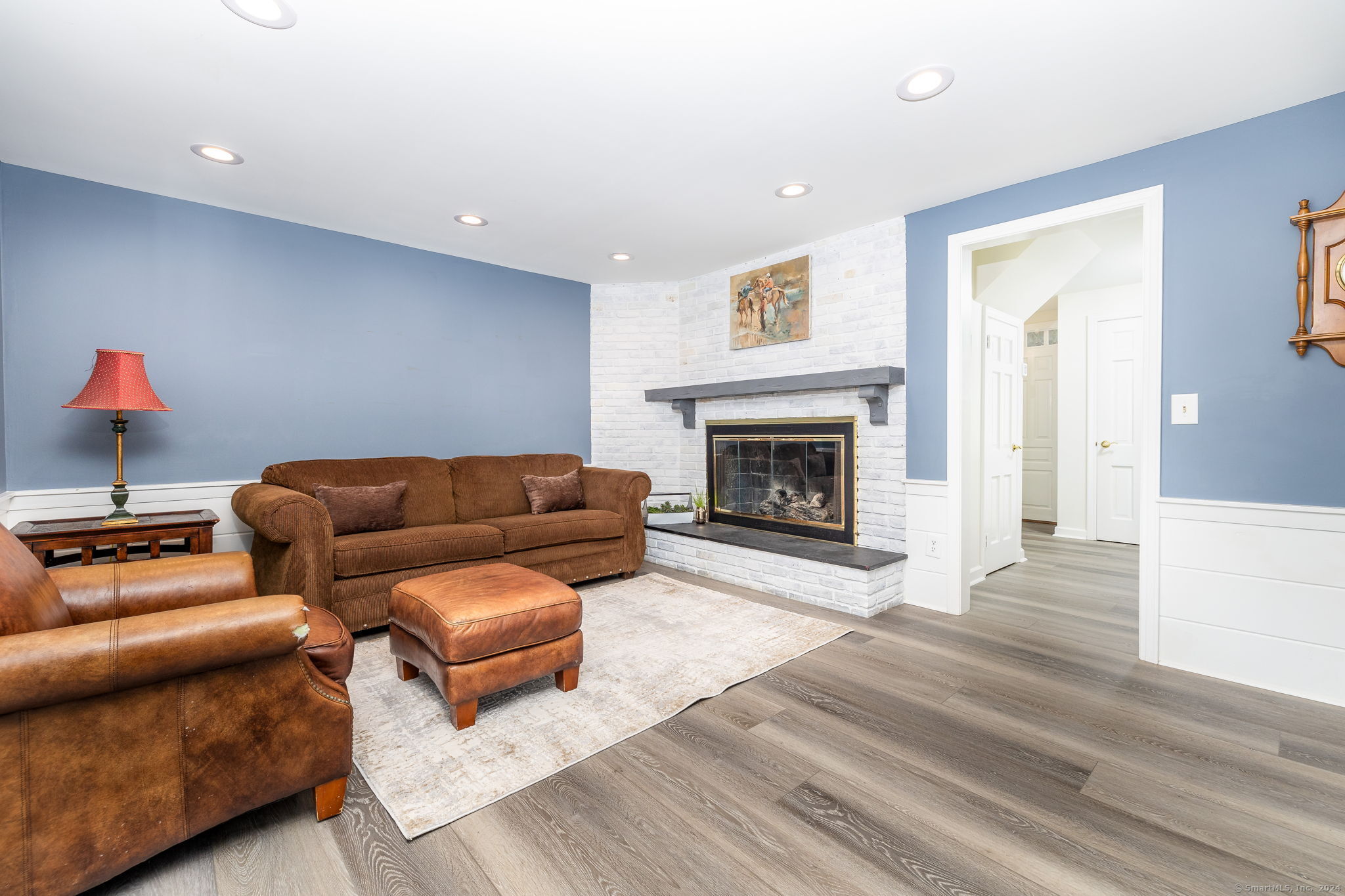 41 Soby Drive West Hartford CT 06107