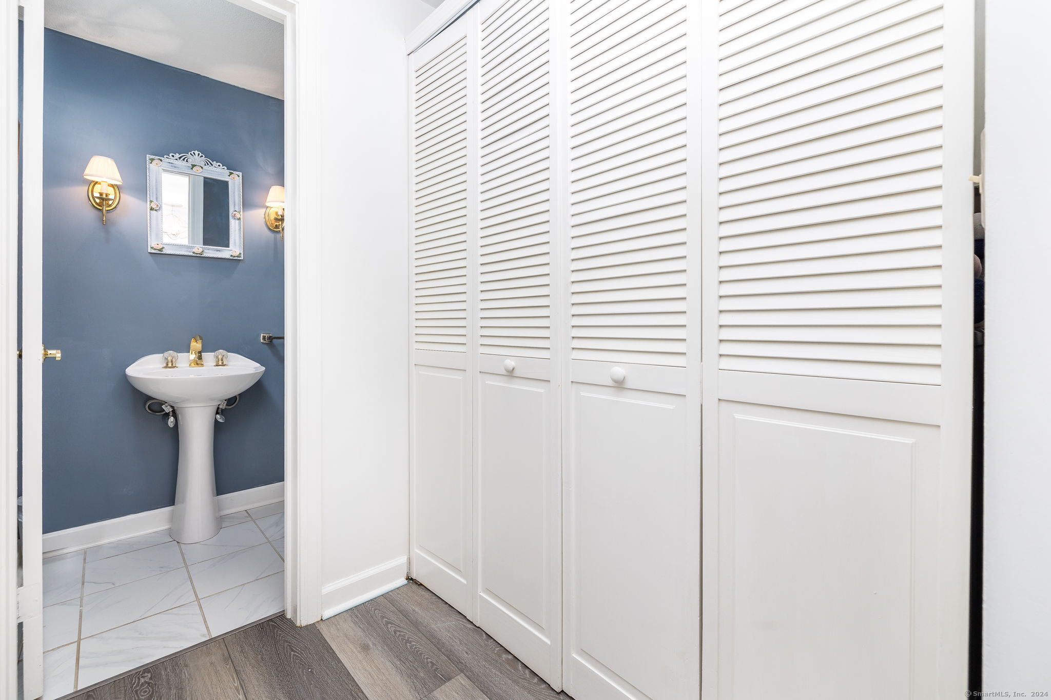 41 Soby Drive West Hartford CT 06107