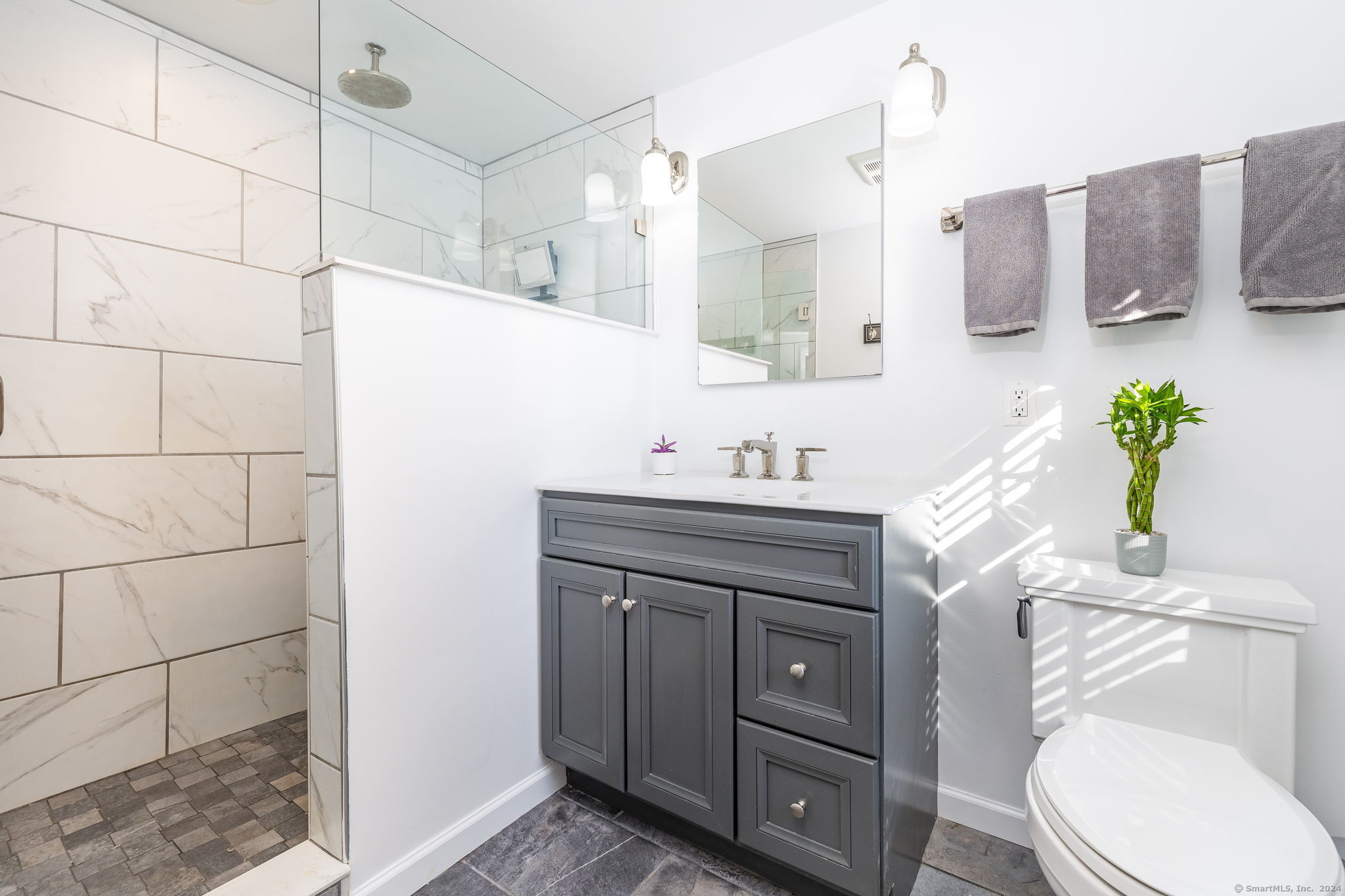 41 Soby Drive West Hartford CT 06107