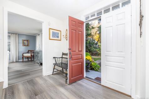 41 Soby Drive West Hartford CT 06107