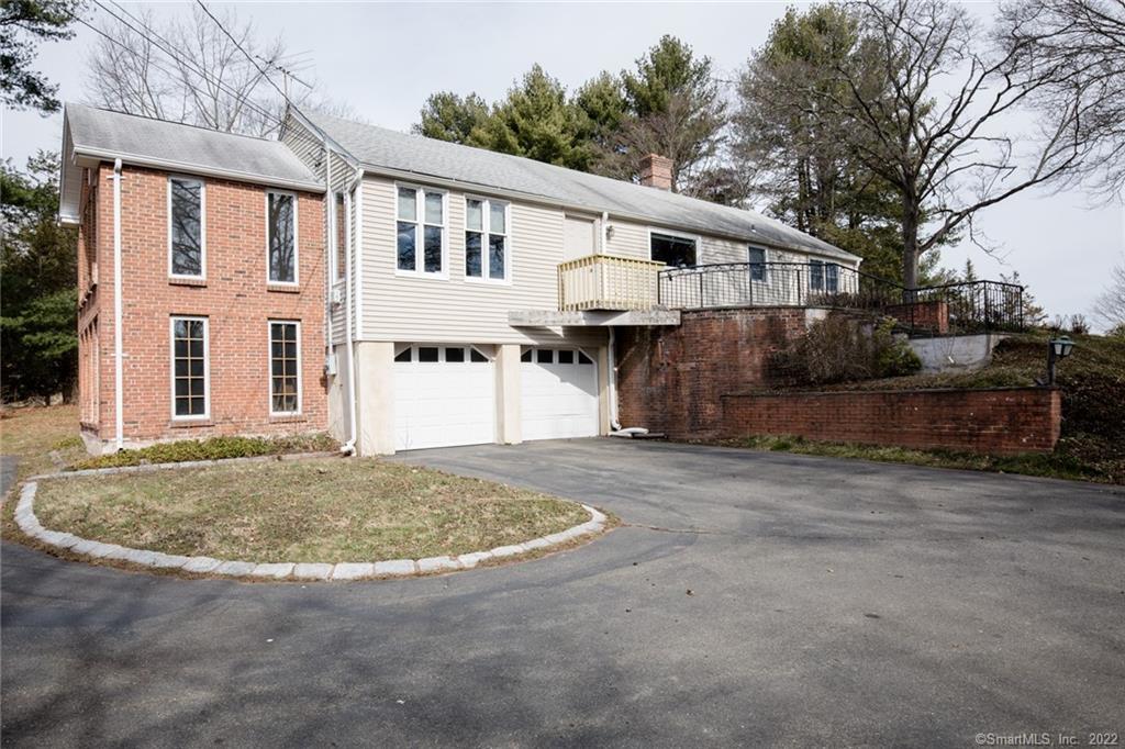 1293 Half Moon Road Cheshire CT 06410