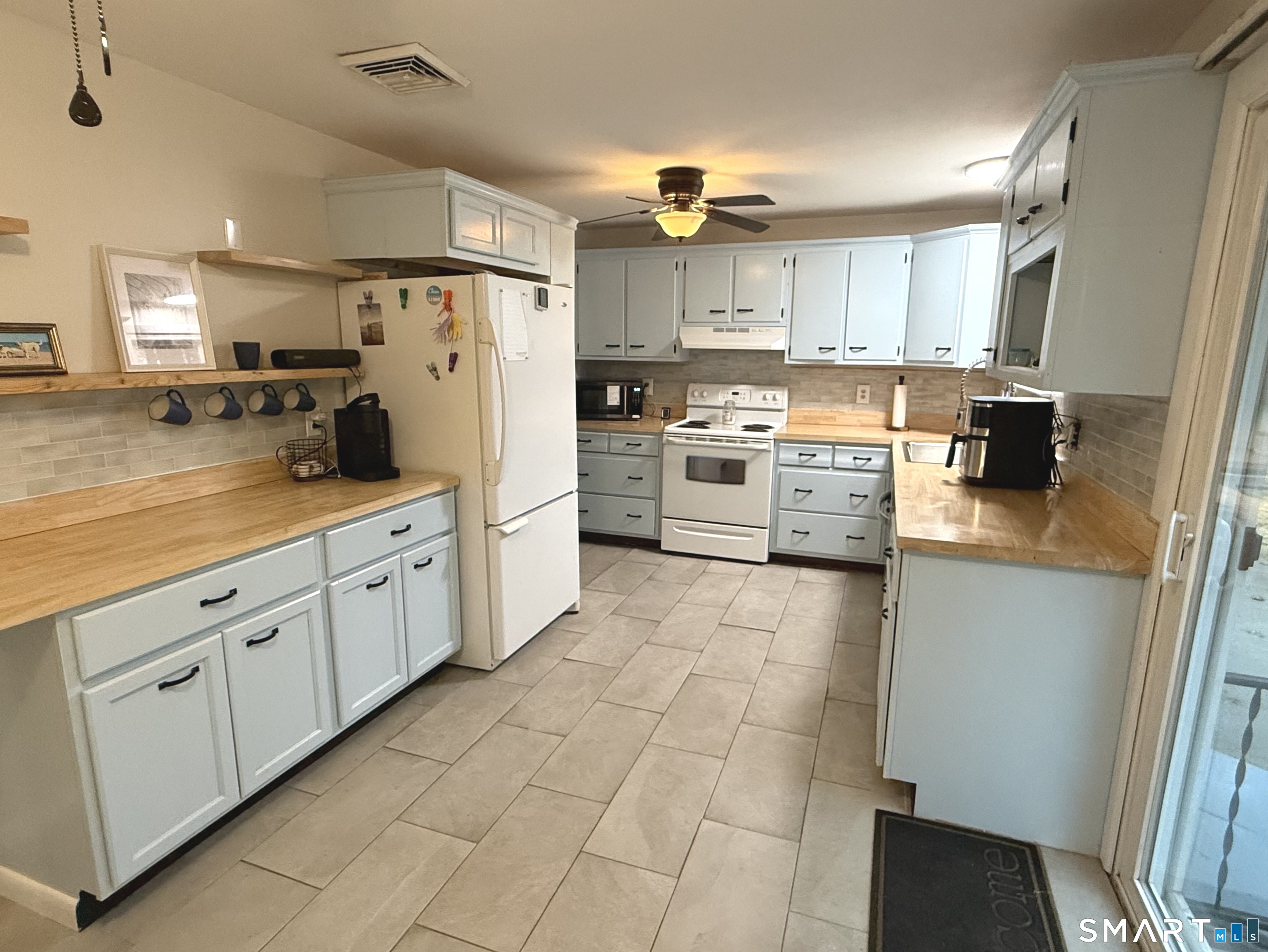 94 Little Pond Road Woodstock CT 06281