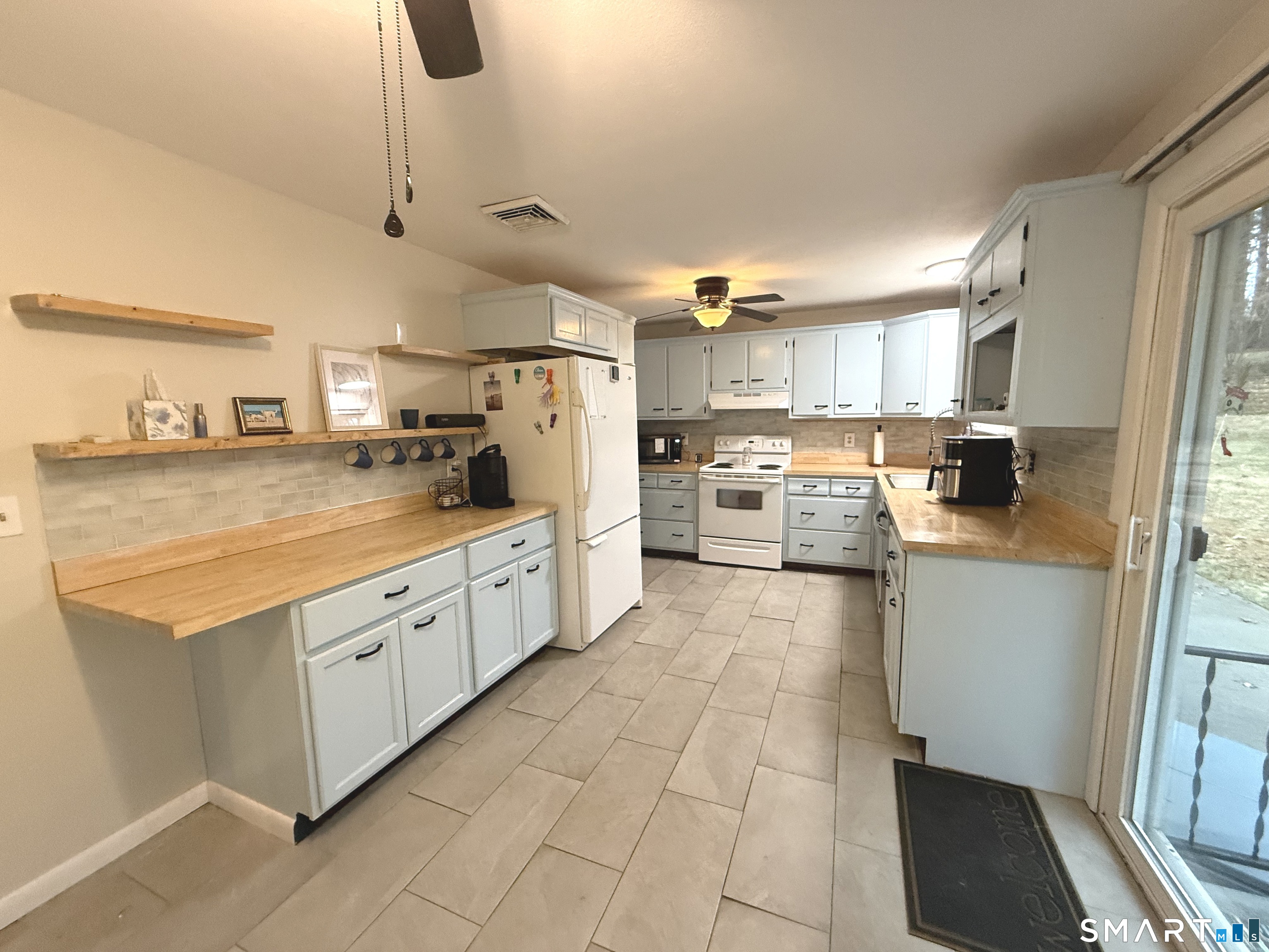 94 Little Pond Road Woodstock CT 06281