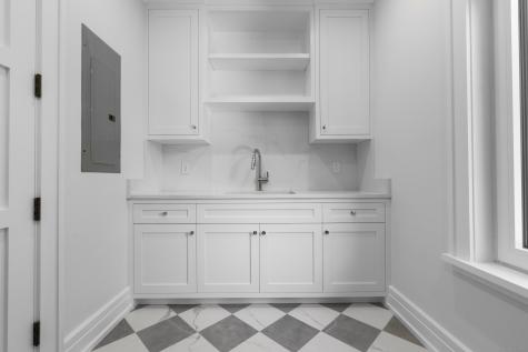 72 Old Kings South Highway Darien CT 06820