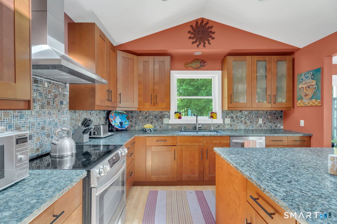 6 Jagger Lane Chester CT 06412