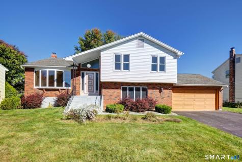 107 Patriot Lane Newington CT 06111