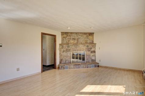 107 Patriot Lane Newington CT 06111