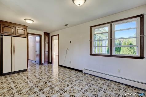 107 Patriot Lane Newington CT 06111