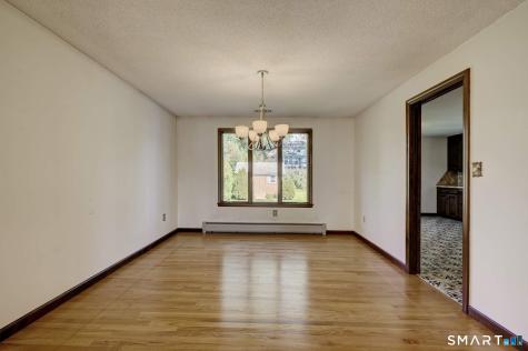 107 Patriot Lane Newington CT 06111