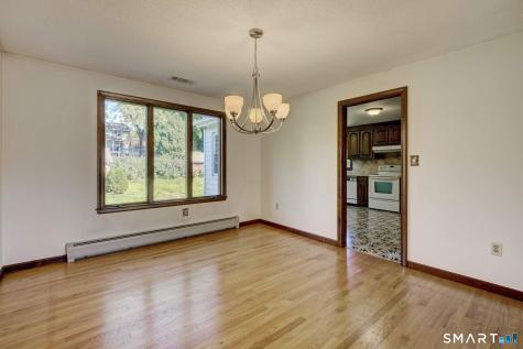107 Patriot Lane Newington CT 06111