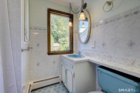 107 Patriot Lane Newington CT 06111