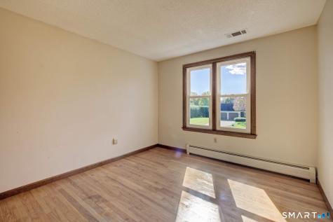 107 Patriot Lane Newington CT 06111