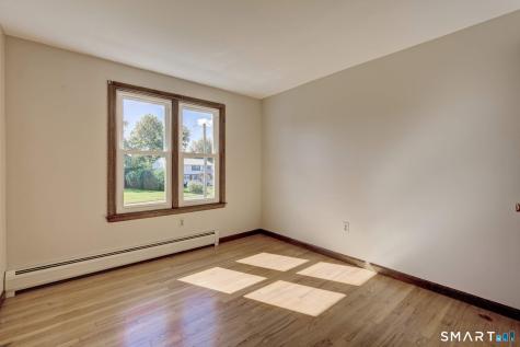 107 Patriot Lane Newington CT 06111