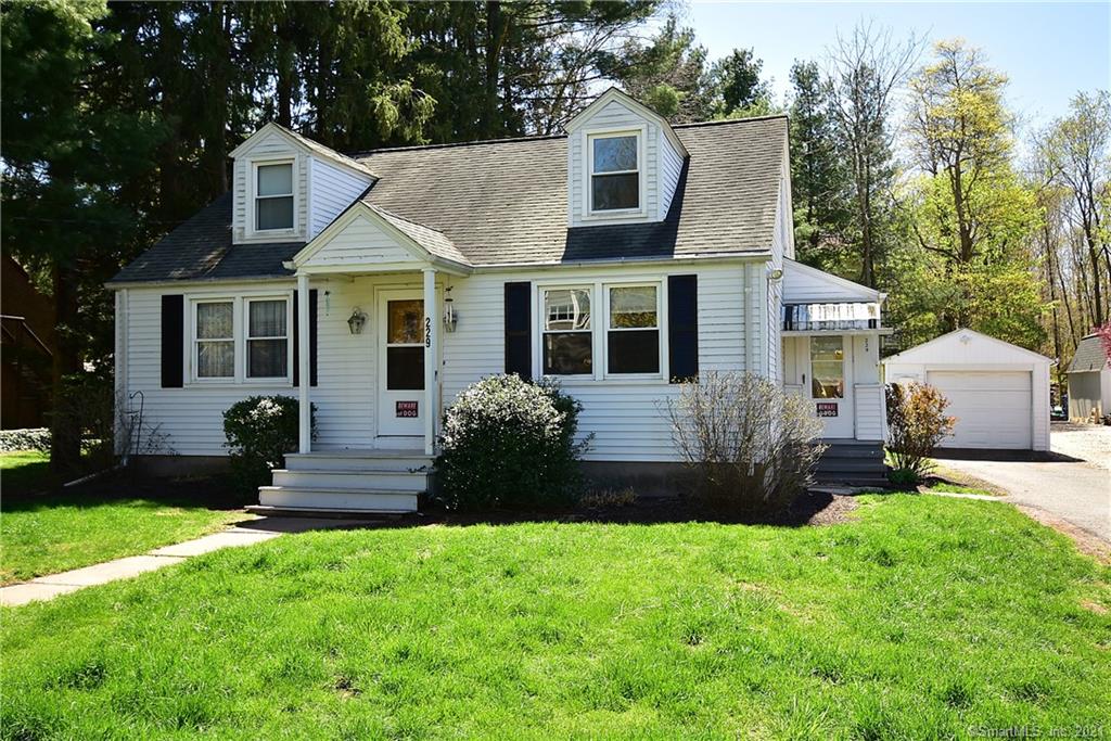 229 East Woodland Street Meriden CT 06451