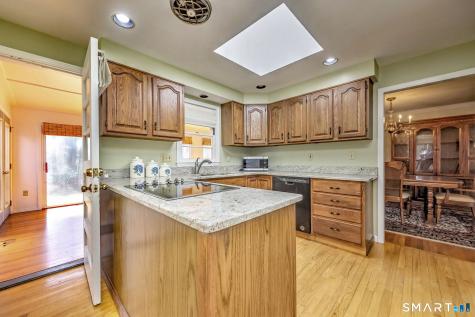 322 Hotchkiss Road Orange CT 06477