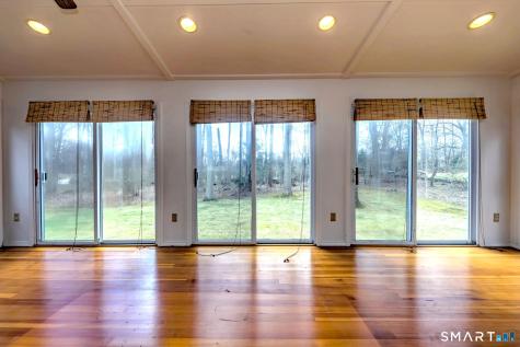 322 Hotchkiss Road Orange CT 06477