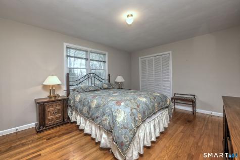 322 Hotchkiss Road Orange CT 06477