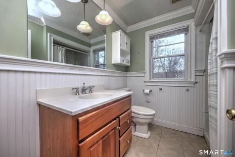 322 Hotchkiss Road Orange CT 06477