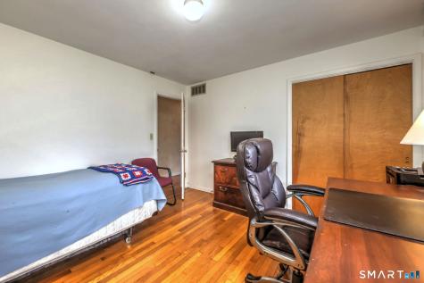 322 Hotchkiss Road Orange CT 06477