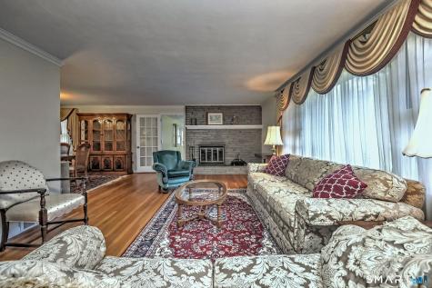 322 Hotchkiss Road Orange CT 06477